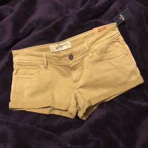 🧘🏻‍♀️Hollister Short-short Low Rose NWT #11